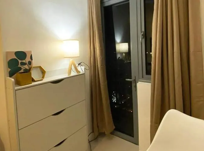 Apartment Fame Residences Tower-1 Unit 3207 In Mandaluyong 1 Bedroom W Balcony View *